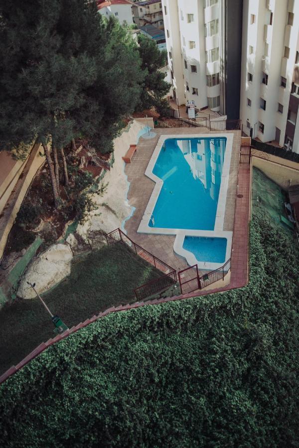 Appartamento Bonito apartamento con piscina. Benidorm Esterno foto